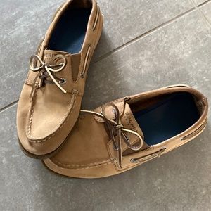 Boys Sperry boat shoe